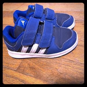 Toddler Velcro Navy Blue Adidas sz 7.5